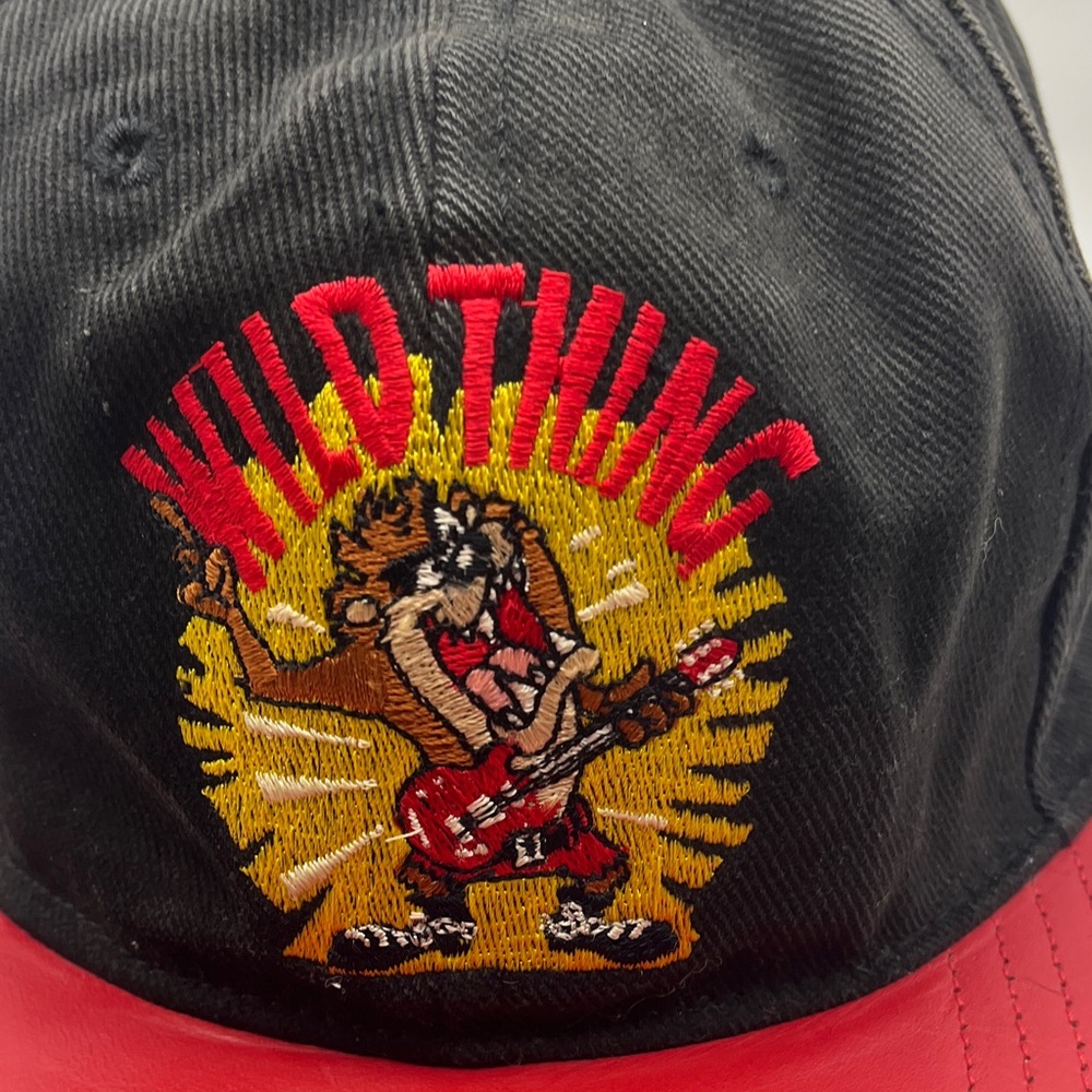 Vtg Looney Tunes Tasmanian Devil Taz Wild Thing Black & Red Cap